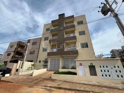 Foto Apartamento com 2 Dormitórios