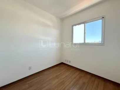 Foto Apartamento com 2 Dormitórios