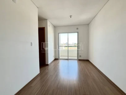 Foto Apartamento com 2 Dormitórios