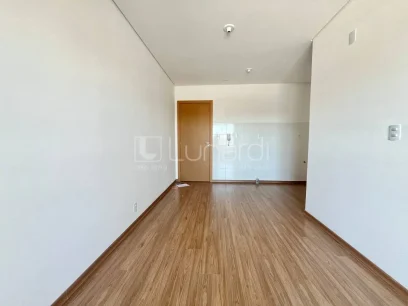 Foto Apartamento com 2 Dormitórios