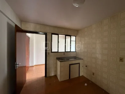 Foto Apartamento com 3 Dormitórios