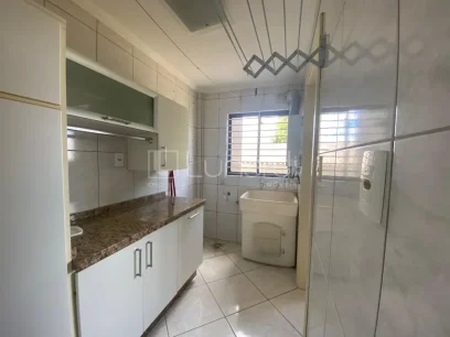 Foto Apartamento com 3 Dormitórios