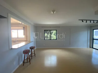 Apartamento com 3 Dormitórios