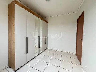 Foto Apartamento com 2 Dormitórios