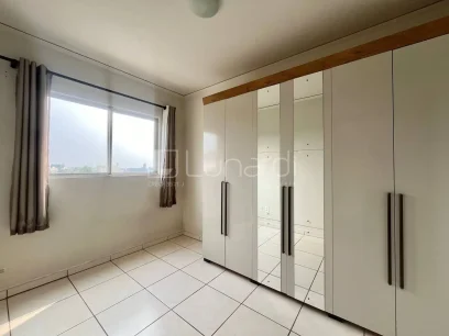 Foto Apartamento com 2 Dormitórios