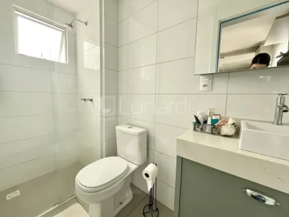 Foto Apartamento com 2 Dormitórios