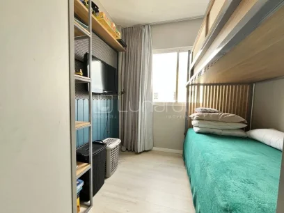 Foto Apartamento com 2 Dormitórios