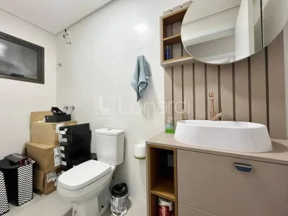 Foto Apartamento com 2 Dormitórios