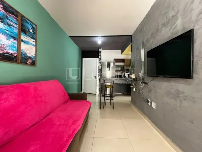 Foto Apartamento com 2 Dormitórios