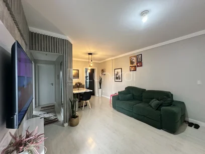 Foto Apartamento com 2 Dormitórios