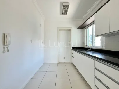 Foto Apartamento com 3 Dormitórios