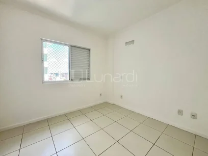 Foto Apartamento com 3 Dormitórios