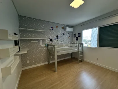 Foto Apartamento com 3 Suítes