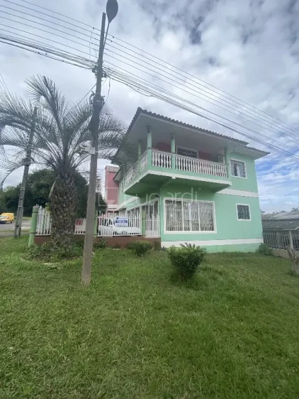 Casa com 3 Dormitórios