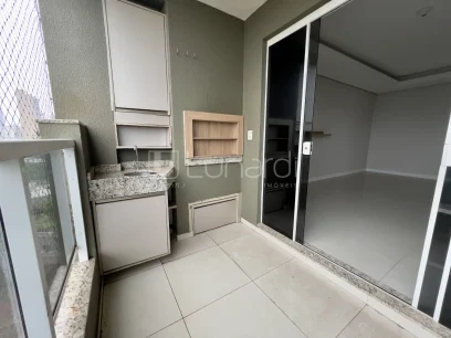 Foto Apartamento com 2 Dormitórios