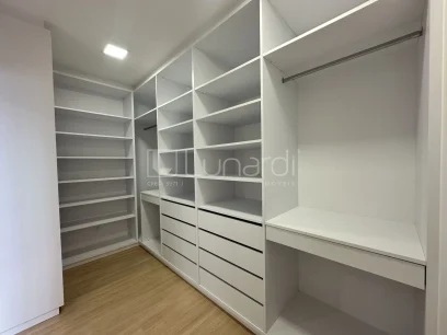 Foto Apartamento com 3 Suítes