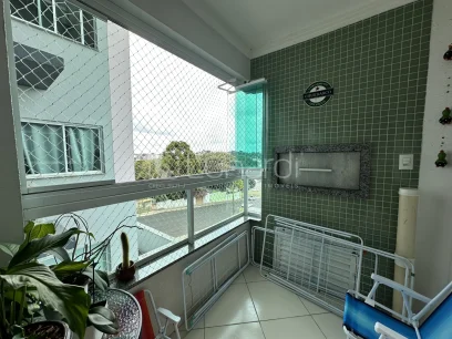 Foto Apartamento com 2 Dormitórios