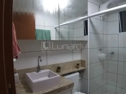 Foto Apartamento com 2 Dormitórios