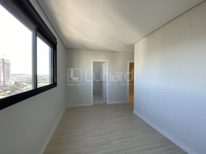 Foto Apartamento com 3 Suítes