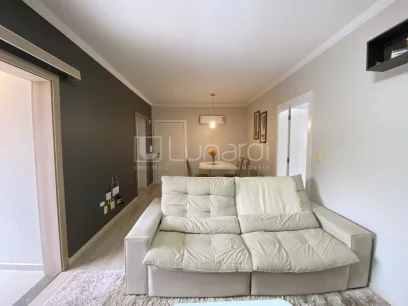 Foto Apartamento com 2 Dormitórios