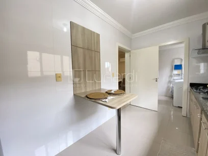 Foto Apartamento com 2 Dormitórios