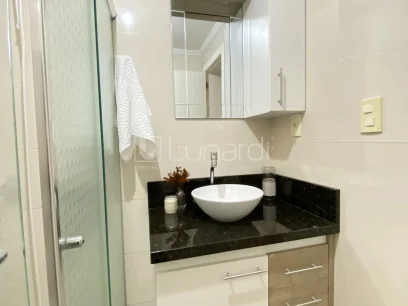 Foto Apartamento com 2 Dormitórios