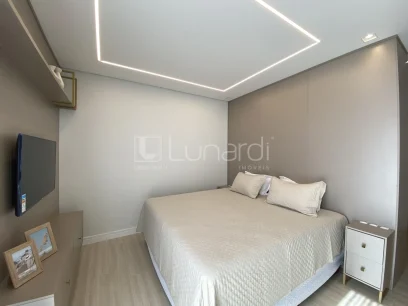 Foto Apartamento com 3 Suítes